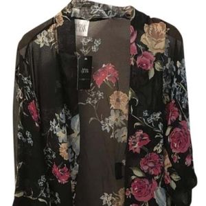 Helena Quinn The Zoe Report Cape