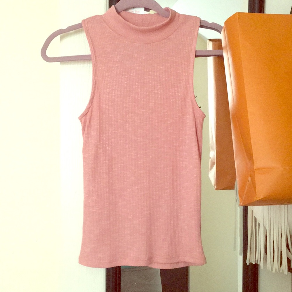 New Cute high neck pink top