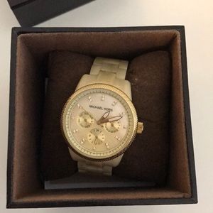 Michael Kors Pebbled Watch MK-5093