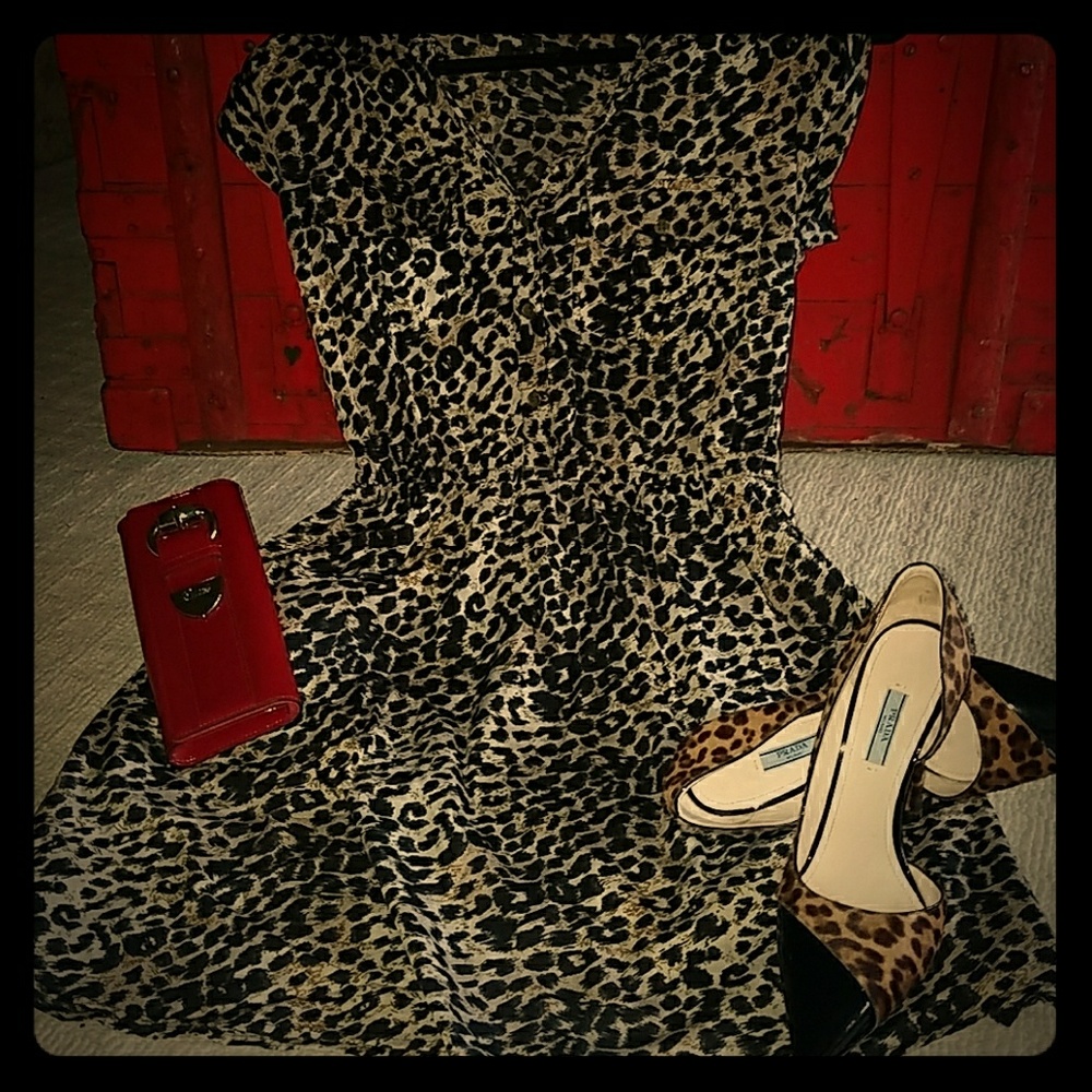 Meow!!! Leopard Pocket dress