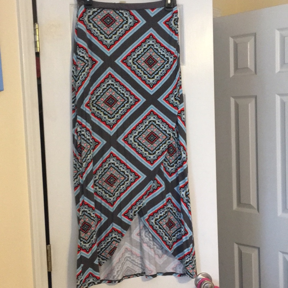 anthropologie maxi skirt never worn