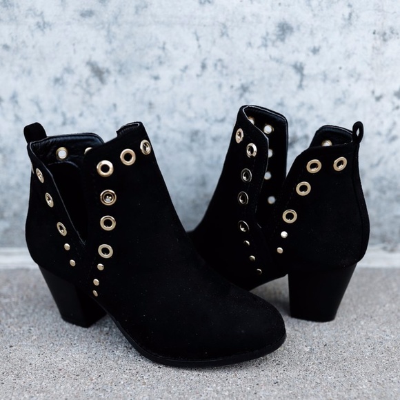 Grommet Suede Booties - Picture 6 of 6