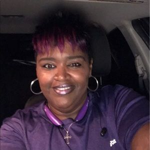 Meet your Posher, Isis