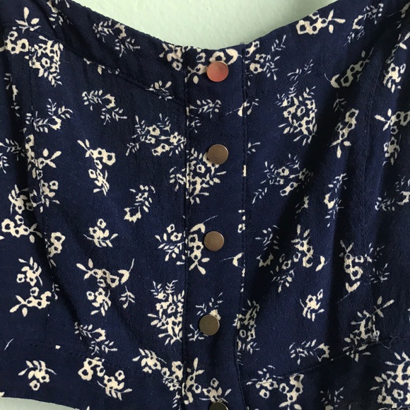 Forever 21 crop top - Picture 2 of 5