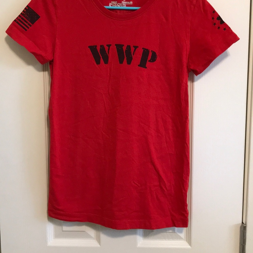 Red under Armor fitted tee