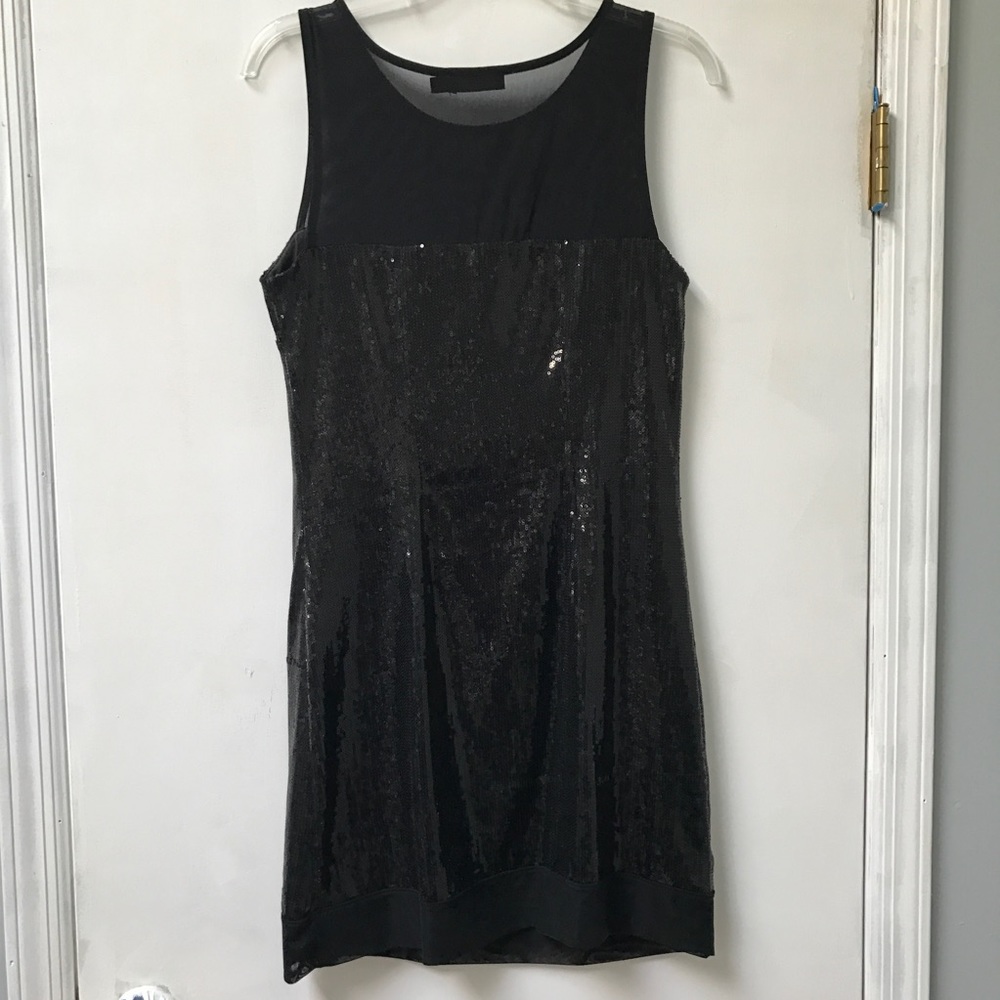 The Limited Sequin Shift - Picture 7 of 7