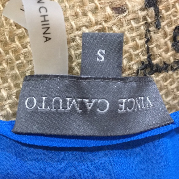 SALE🛎🛎 🆕 Vince Camuto electric sky top - Picture 6 of 6