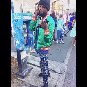 Meet your Posher, Torey