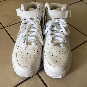 NWT Nike Air Force 1 Men size 10.5