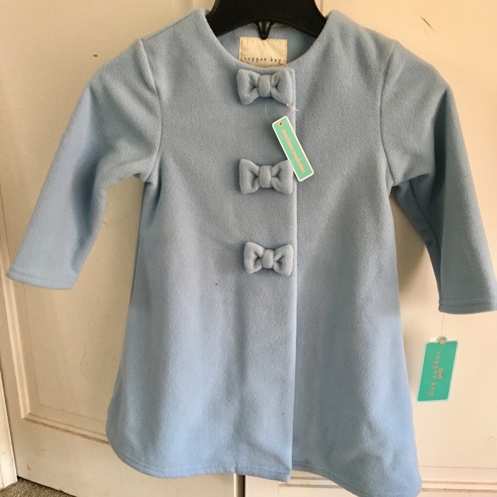 Light blue bows overcoat