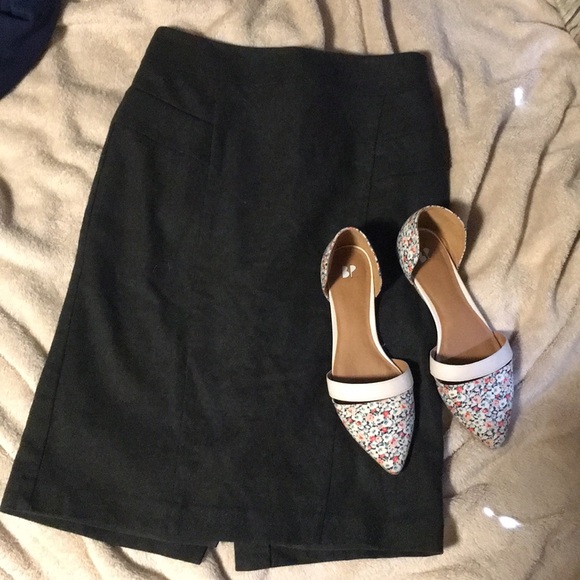 Ann Taylor hunter green pencil skirt size 2 - Picture 1 of 3