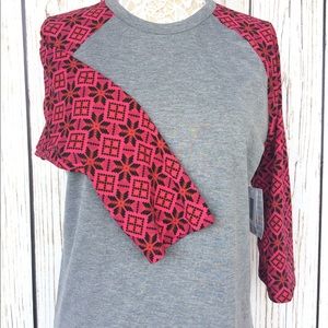 Medium Lularoe Randy T! Pink arms with snowflakes~