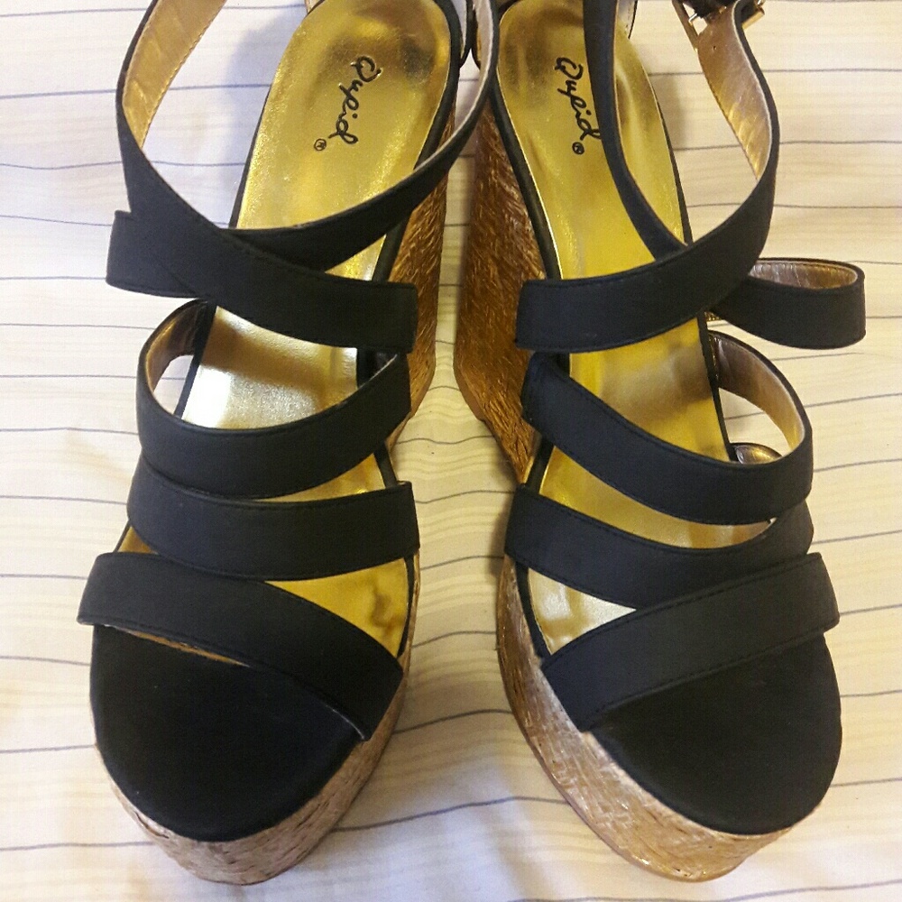 Qupid Strappy Platform
