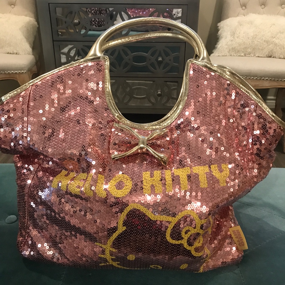 Hello kitty handbag