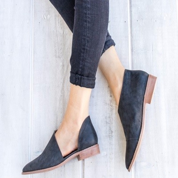 Cut Out Side Booties - Picture 3 of 3