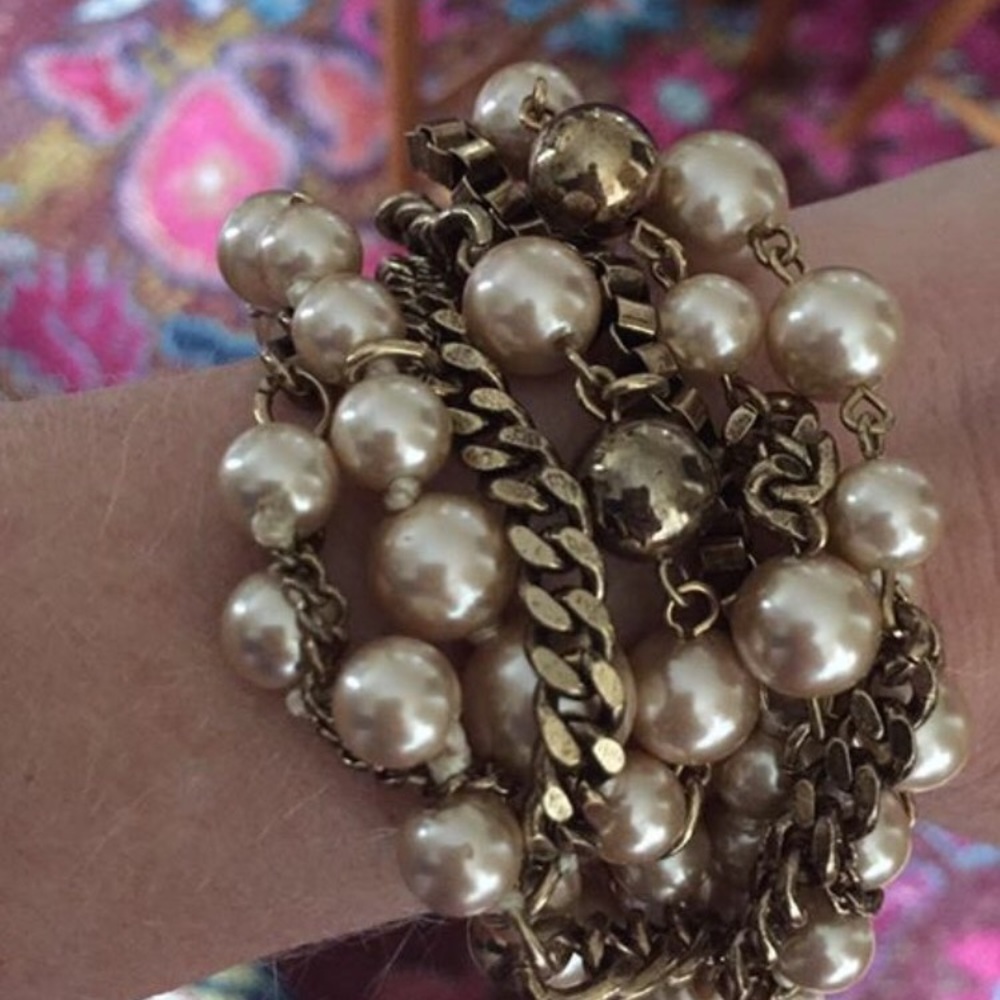 stella & Dot pearl bracelet