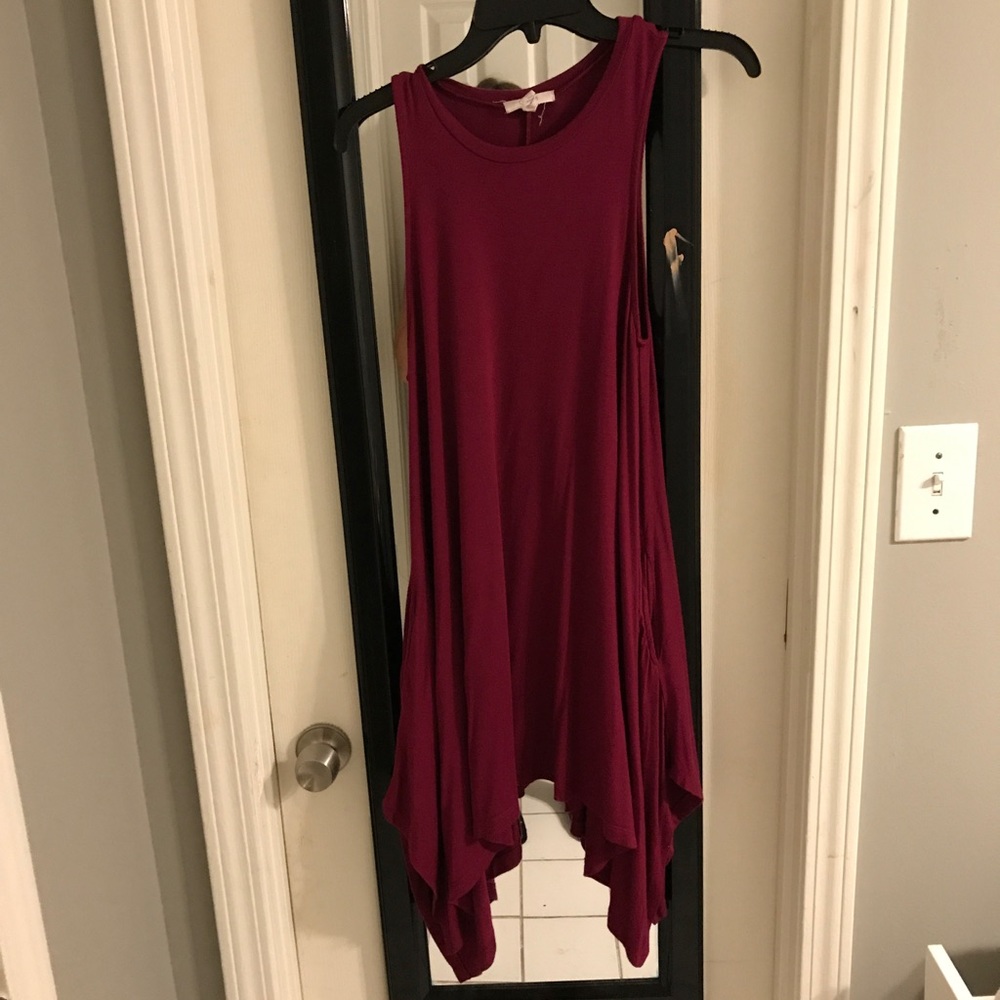 Maroon Dress - Picture 4 of 4