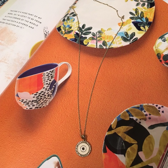 Tai Necklace - Picture 2 of 3