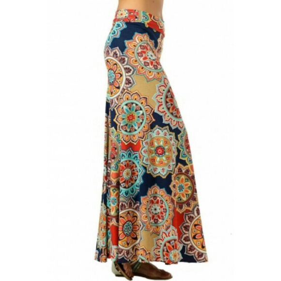 Beautiful Bohemian Skirt Mandala Skirt - Picture 2 of 3