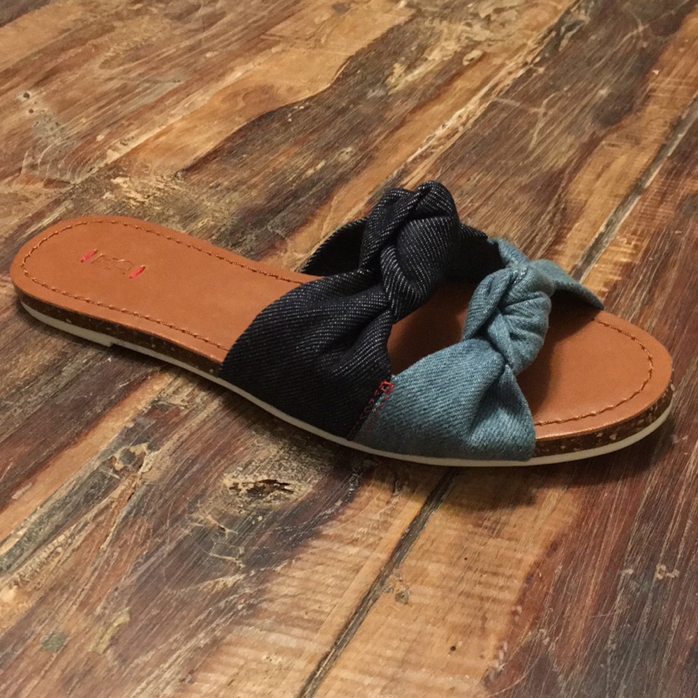 ED By ELLEN DEGENERES Sandal 6