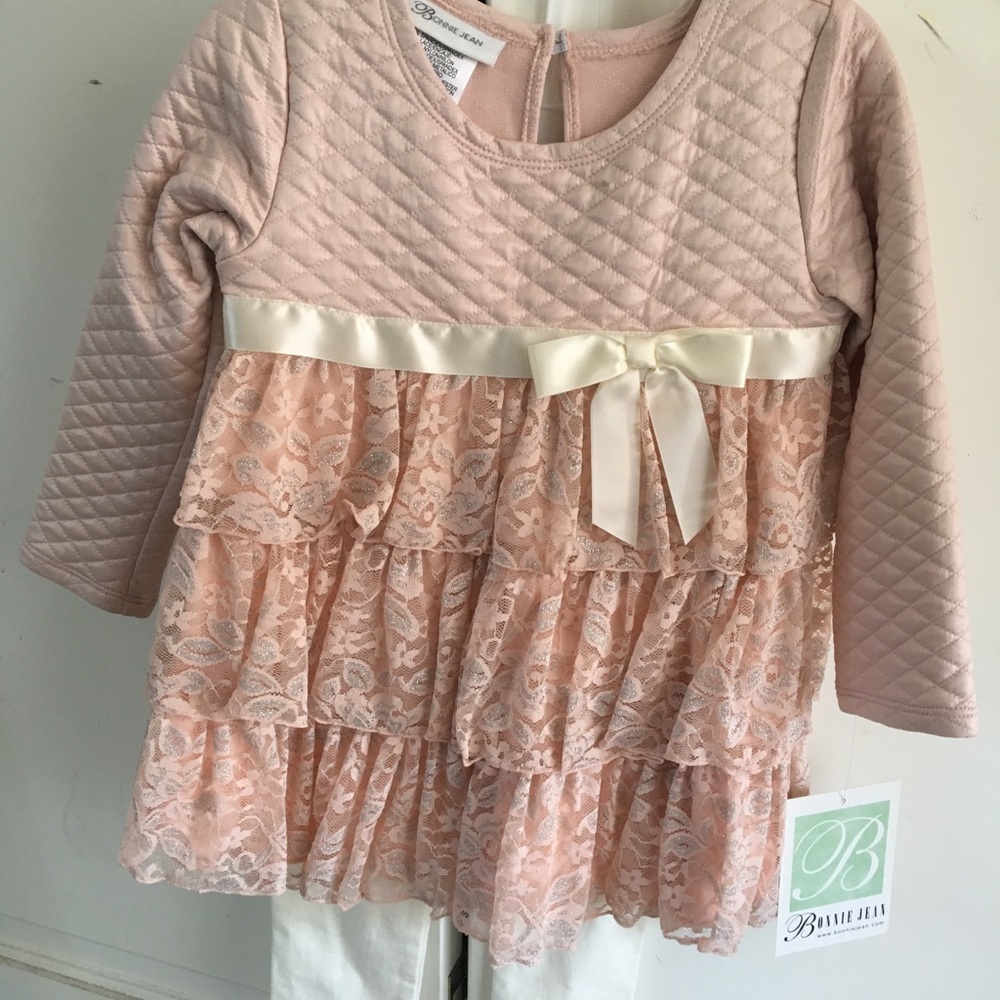 Pink lace with sarin bow