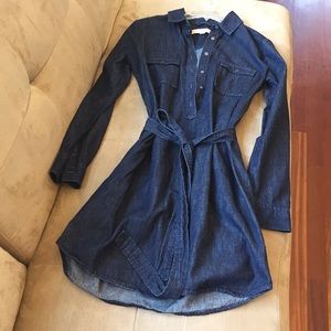 Adorable, comfy denim dress