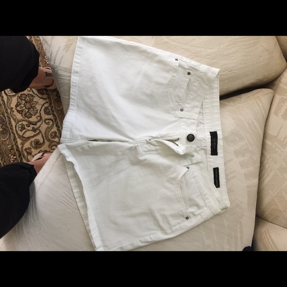 Jessica Simpson hi rise shorts