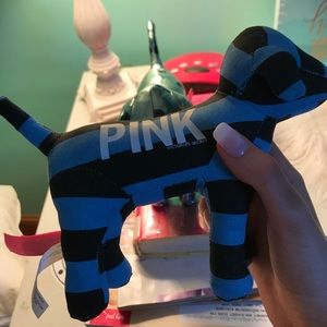 two PINK vs dogs ♡