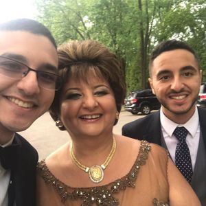 Meet your Posher, Lucy