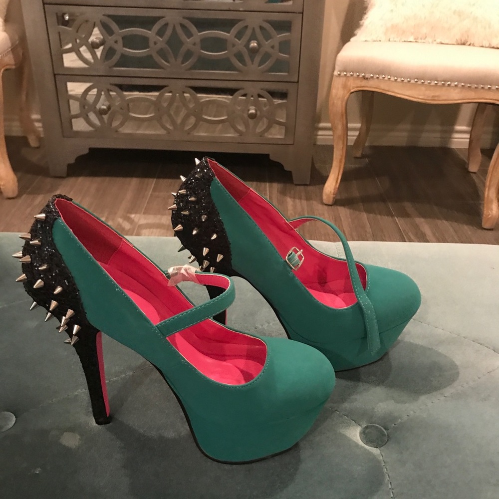 Platform pumps