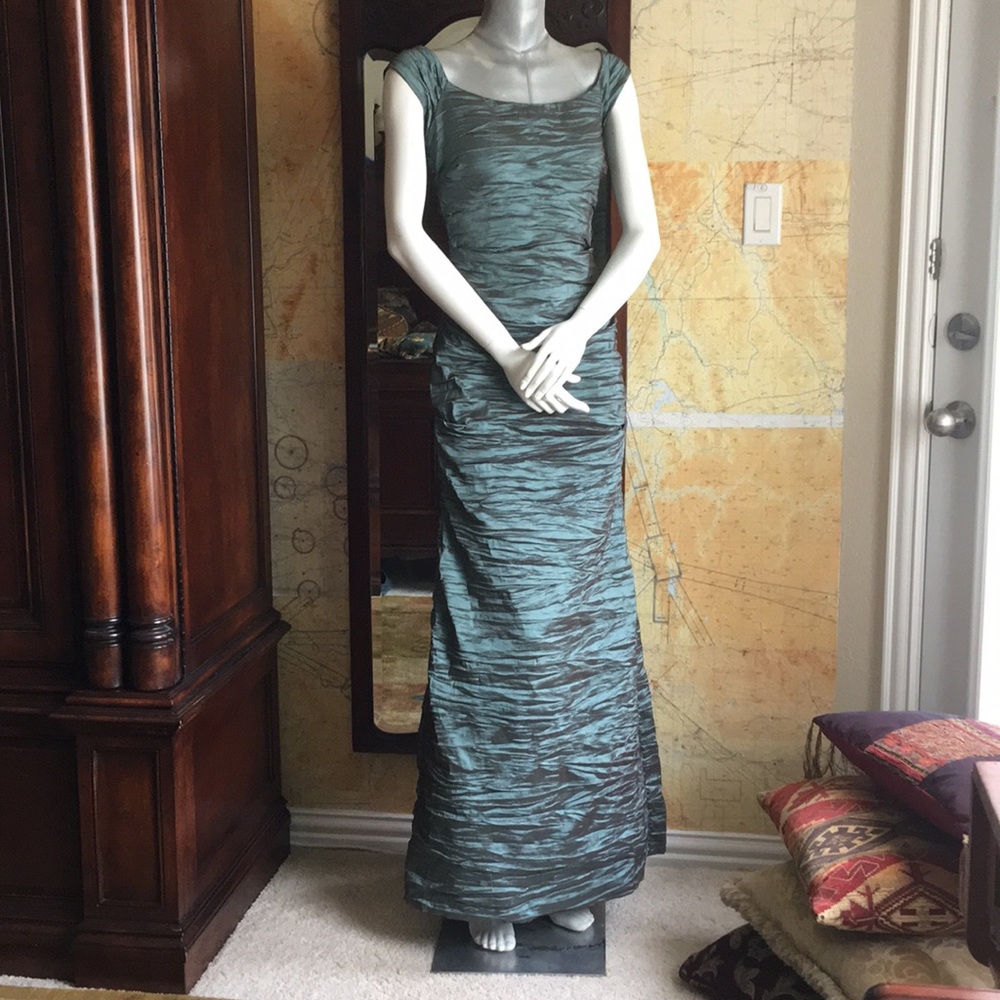 Taffeta Mermaid Gown Holiday Formal Prom