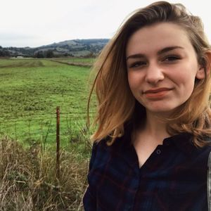 Meet your Posher, Belle