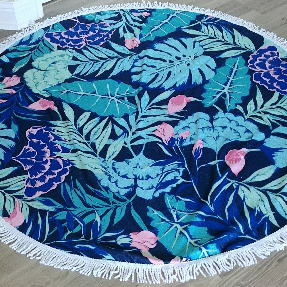 Round tropical beach towel/ Never used