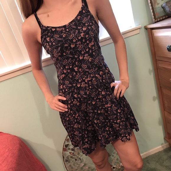 Cotton on dress - Picture 3 of 4