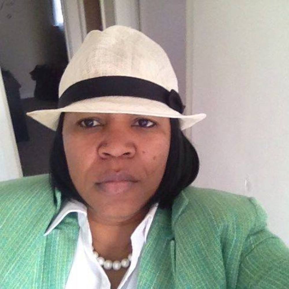 Meet your Posher, Annette