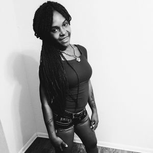 Meet your Posher, Yasmine