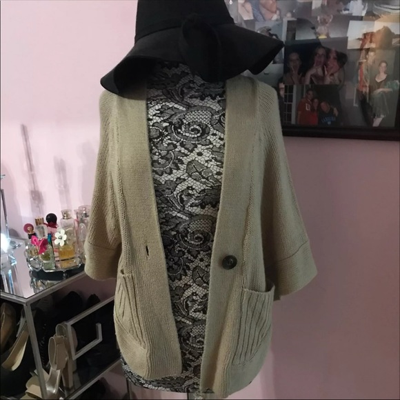 Cardigan - Picture 2 of 2
