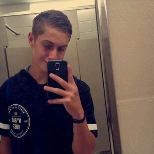 Meet your Posher, Christian