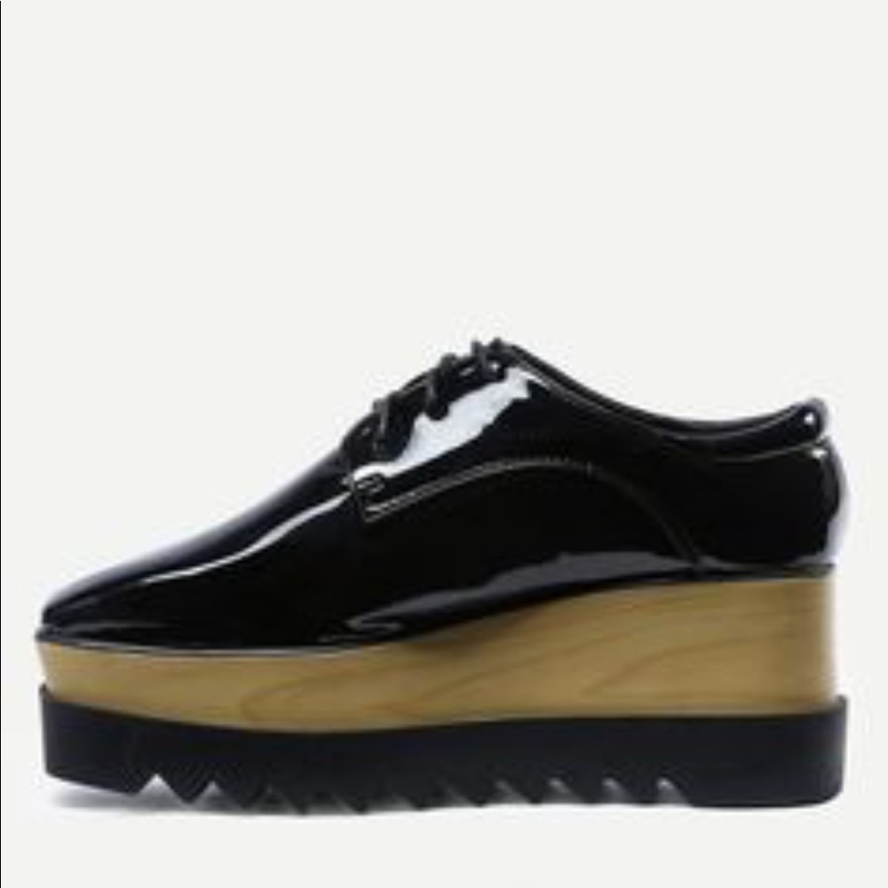 Platform patent flat shoes