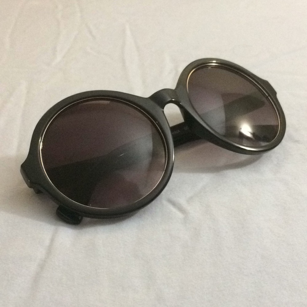 Black Round/Circle sunglasses
