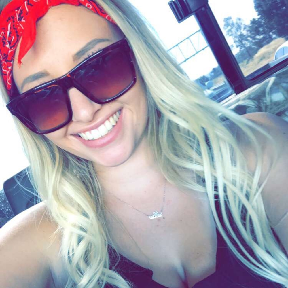 Meet your Posher, Allie