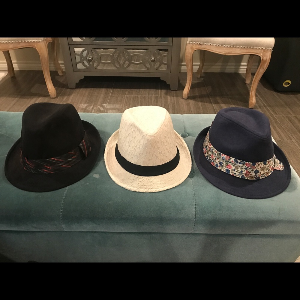 3 Cuban hats