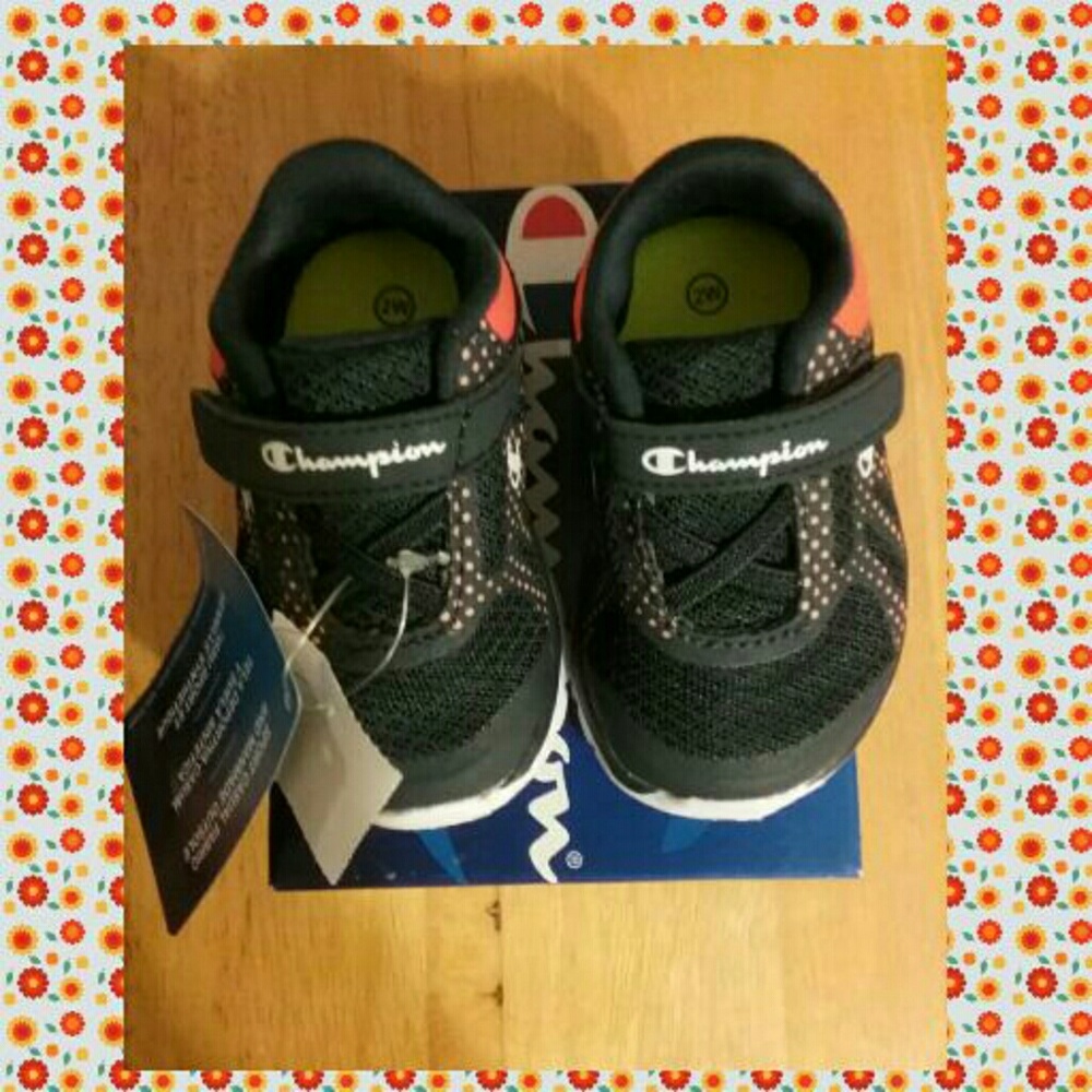 TODDLER   GUSTON  LIGHTWEIGHT  RUNNER