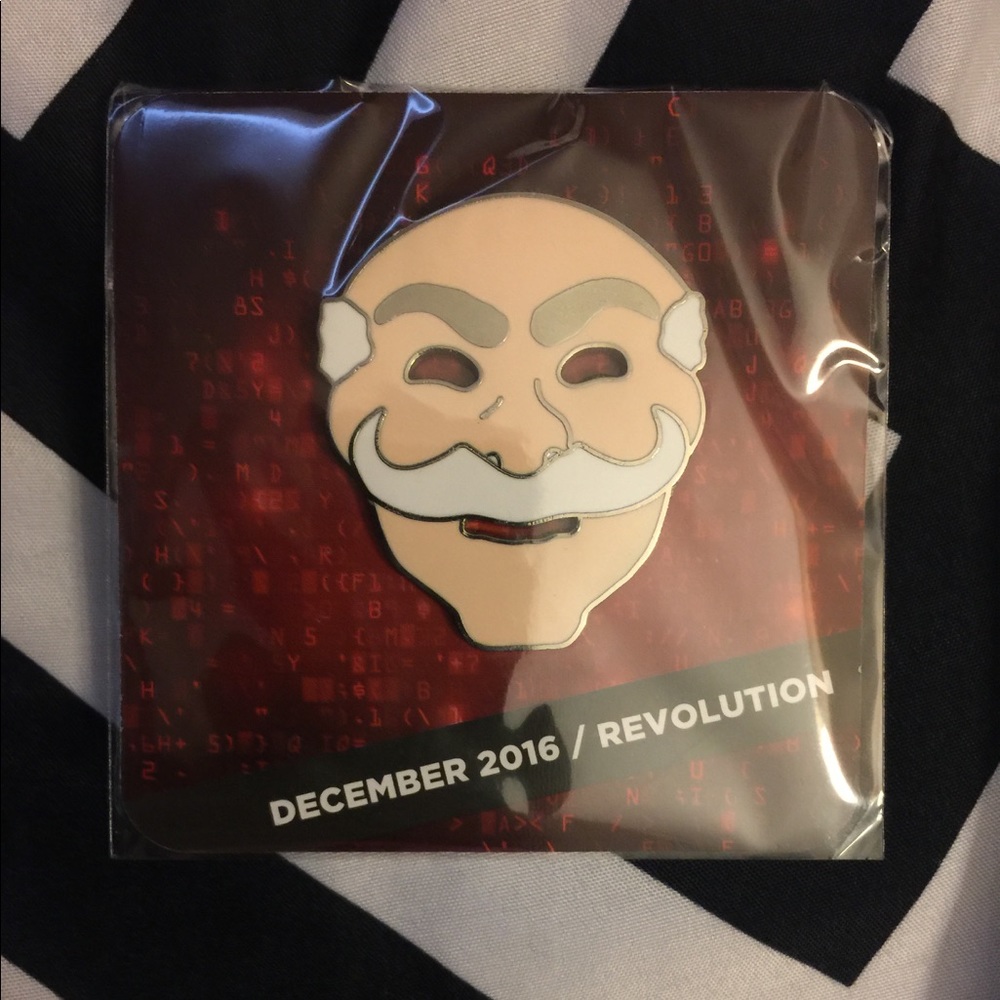 Mr. Robot pin