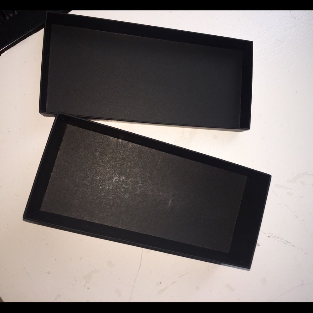 Ray Bans Box Storage - Picture 2 of 3