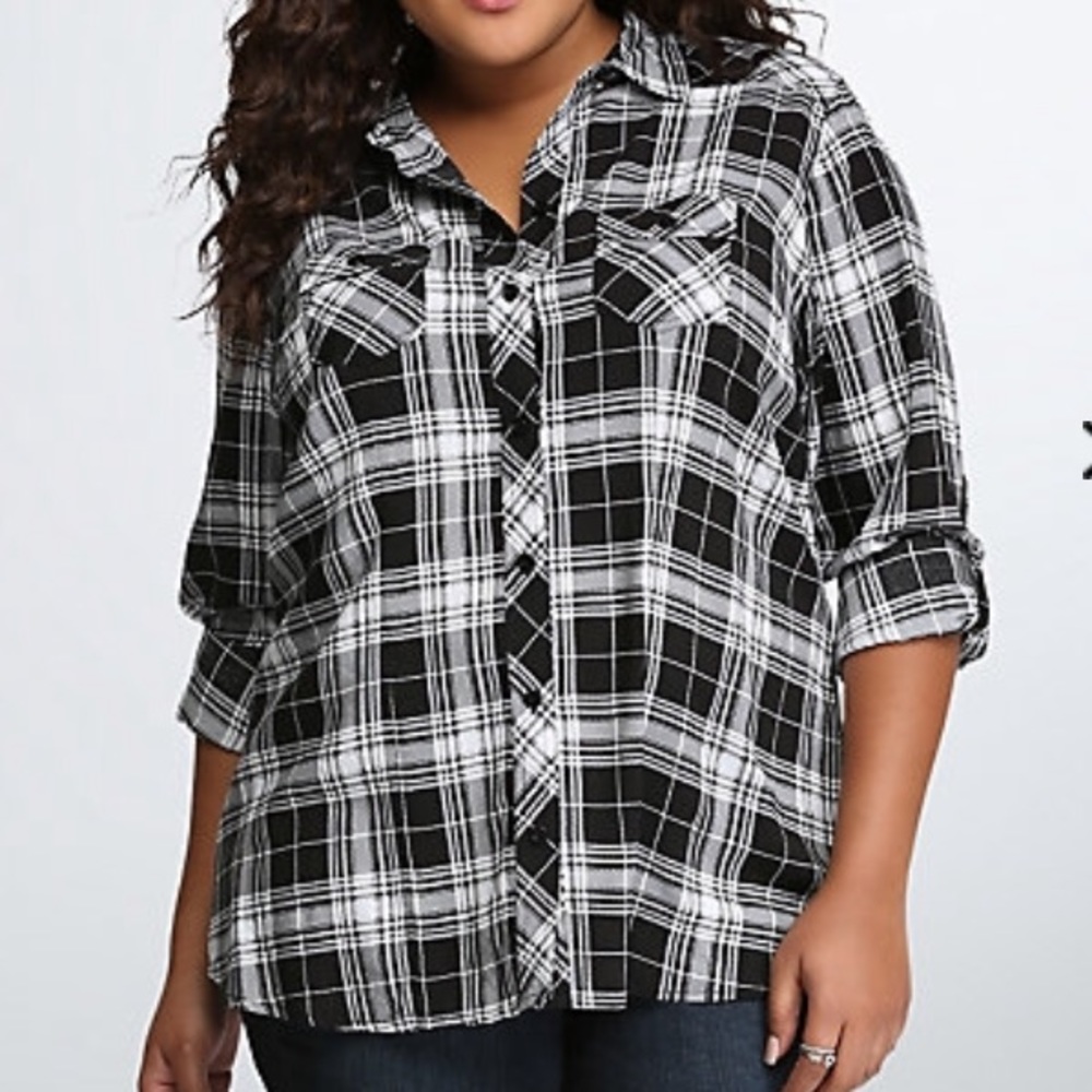 Torrid plaid camp button up shirt