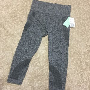 NWT - Active Cropped Grey Leggings