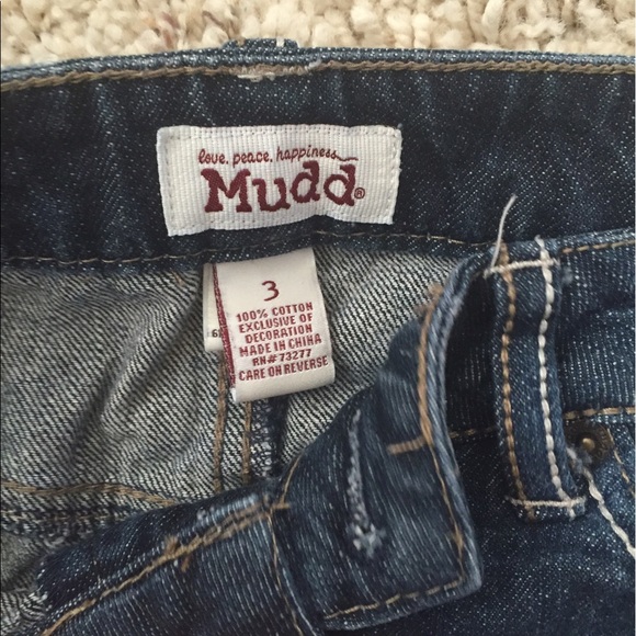 Mudd distressed jean shorts - Picture 4 of 5