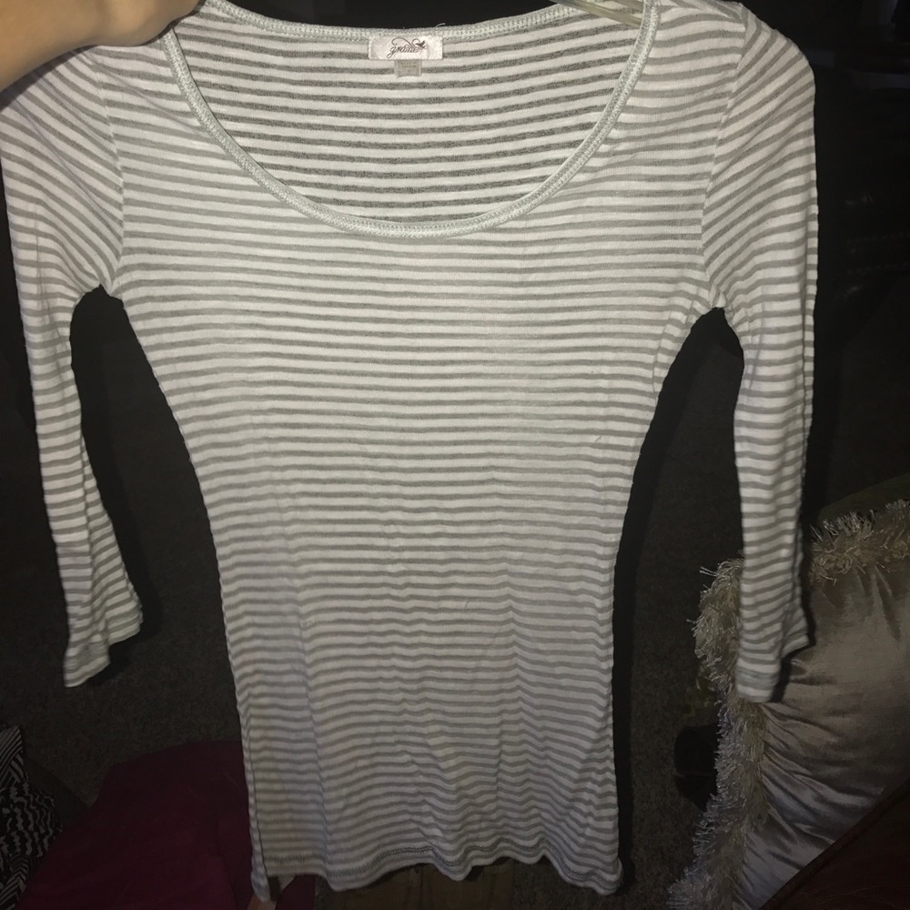Stripped 3/4 sleeve top