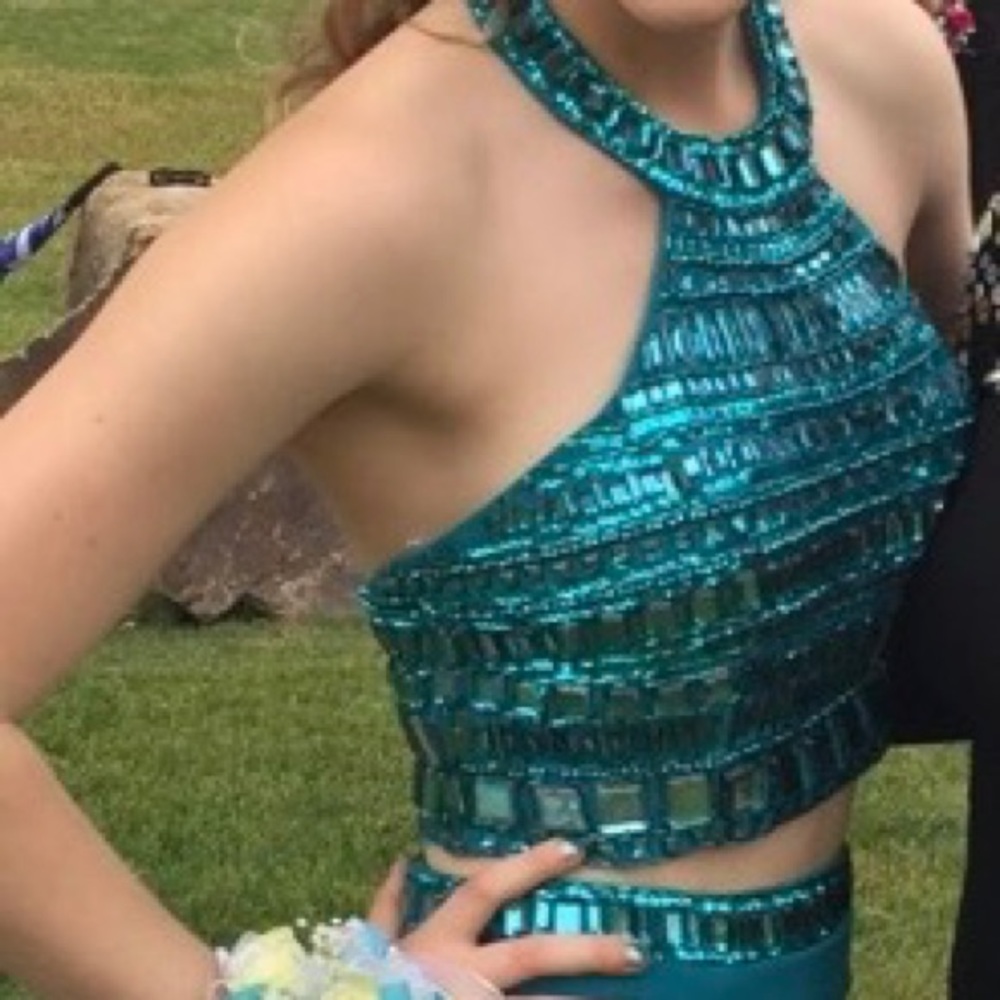 Sherri Hill prom dress